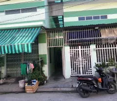selling land and giving houses and accommodations in thuy tu resolution - vinh thai - area of 150m2 full ont - 10m across.