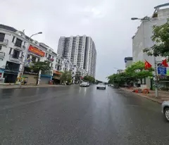 selling land of 55.5m2 with a 4-storey house like new in trau quy, gia lam, hanoi. 12m wide road.