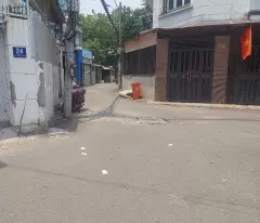 selling land of 99m2, giving away a 4-level house, suitable for new construction, alley 8m from the front, nguyen duy trinh, binh trung