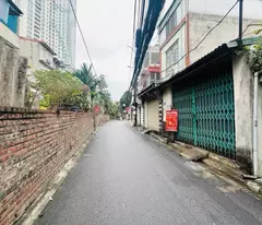 selling land to give away 2t house, alley 2, ngoc thuy, 52m x 6m, investment price only 7t3