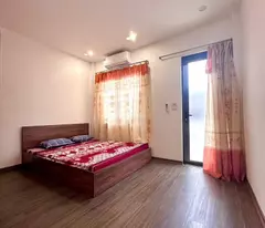 selling land to give away a beautiful house on nguyen van cu - 60m - car ngo nong - about 12 billion (negotiable)