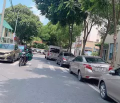 selling land to give away a level 4 house in ly son - ngoc thuy - long bien - 2 open sides 80m2 7 billion (negotiable)