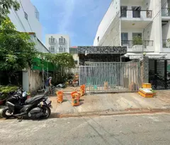 selling level 4 house 8m*20m, tan quy, district 7, basement gpxd, 7 floors, pink book, north direction. price 24ty