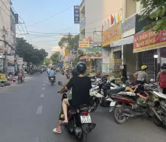 selling level 4 house facing nguyen thi thoi 9x25m for 15 billion