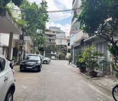 selling level house 466 de la thanh dong da - 5-floor business parking car avoidance: area 53m2 - 19.5 billion