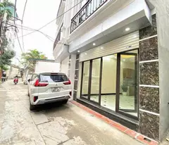 selling linh nam house 32m 5 floors 4 rooms with car lane to the house with red book
