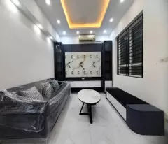 selling luxury apartments near the university of humanities. 84m2 is slightly 4 billion