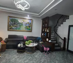 selling minh khai townhouse, hai ba trung, 38m, 5 floors. price: 8.1 billion