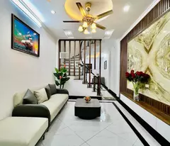 selling minh khai townhouse, hai ba trung, 40m, 4 floors. price: 7.68 billion. contact: 0937158386