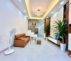 selling minh khai townhouse, hai ba trung, 42m, 5 floors. price: 7.1 billion