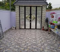 selling mt house with 1 plot, 20m road. 5 x 28 = 147m residential area