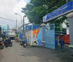 selling mt tan phu house, corner unit, right at the university of industry and trade, 61m2, 4.5m wide, suitable for business for only 6.7 billion!