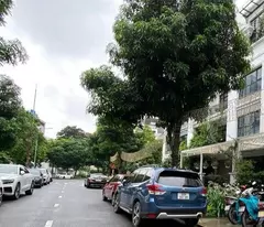 selling next to vinhomes gardenia ham nghi - 156m² x 5t elevator - mt 8m - price 74 billion
