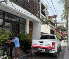 selling ngoc thuy cash flow house - shock reduction 2 billion - homestay 1 billion/year