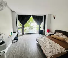 selling nguyen khuyen townhouse, office, busy business main axis, 100m2, price 27.5 billion