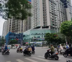 selling nguyen nhu kon tum apartment, 70m2, 5.2 billion