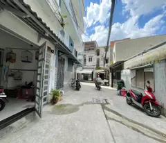 selling private house 90m2 - 5m car alley, do nhuan street, tan phu district