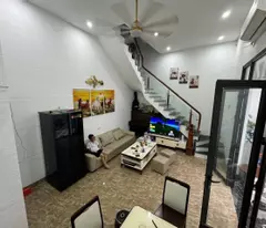 selling quan nhan house for 7.7 billion, area 50m2, 3 floors, frontage 7.5m