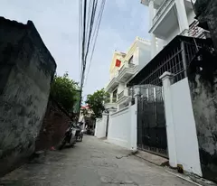 selling residential house built in duc thuong, car, 50m, 4 floors, only 5.28 billion
