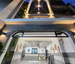 selling service station on su van hanh street, ward 10, district 10, 74m2, 6 floors, spacious, brand new, cash flow 7%