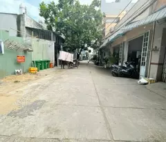 selling social house avoiding huong lo 2 30m from mt 4x18m only 4 billion5 899306823