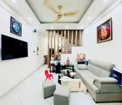 selling sublot house thuy khue tay ho 39m 5 floors mt 4m 8.8 billion, residents building near the street, 2 thoughts.0968669247