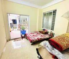 selling super product 137m to give to neighbor's car house fizehome on hoang mai street