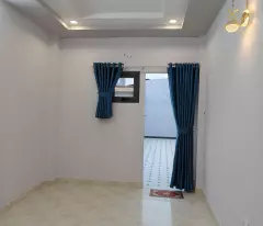 selling super products near bui minh truc market, ward 5-q8. there is a ground room for grandparents (3 bedrooms)