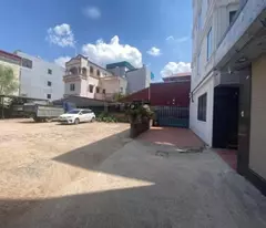selling thanh am townhouse, long bien, car avoid giving full furniture
