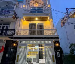 selling the house car alley 7m - 4 floors - 5 bedrooms - huynh tan phat - only 7t