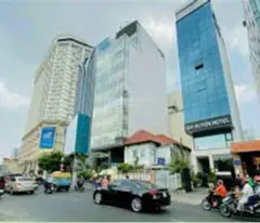 📍selling the most beautiful facade of to hien thanh doan next to su van hanh, 4m x𝟮2m 4 floors, 28 billion tl