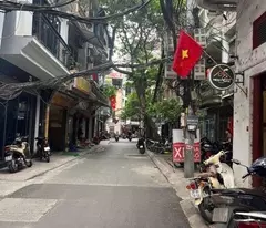 selling the most beautiful lot house in gianh vo street - 82m x 5t, mt 5.2m - cars - business
