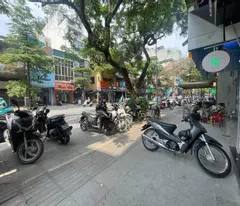 selling thuy khue street, business, 6m wide mtb, 60m football sidewalk for only 23 billion