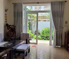 selling town villa 213m2 - 3 floors 5 bedrooms near vinh hoa beach, price 9%5