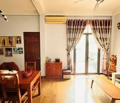 selling townhouse giang vo, ba dinh district, both front and rear facades have sidewalks