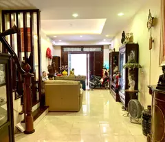 selling townhouse in lac trung, hai ba trung, 67m2, 4 floors, 4.5m square meter. price: 20.8 billion