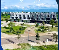 selling townhouse next to go an nhon supermarket 5x30 4 floors right on highway 1a