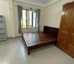 selling van cao townhouse 52m 5 floors price 7.9 billion (negotiable)