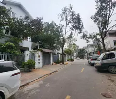 selling villas in van khe, van phu, ha dong, price is only about 150 million/m2