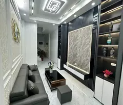 selling vuong thua vu house 40m2 x 5 floors close to the street - 2 permanently open sides only 5.2 billion