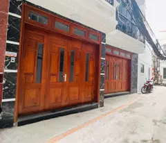 selling xuan la townhouse with area 33m2, 6 floors, 3.3m mt. beautiful house to live in.