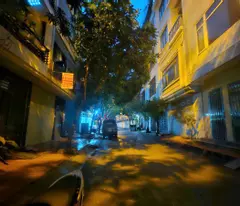 serviced land for sale in mo lao ha dong, 50m, subdivision, avoid cars 10 billion