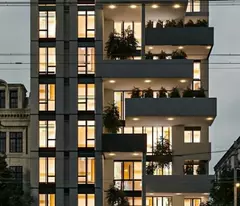 small building - hue street - 271m2 - 7 floors. cash flow is 3.6 billion/year.