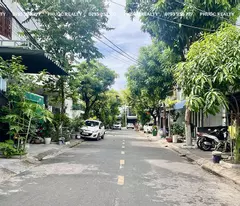 solidly built house for sale in hai chau, move in immediately