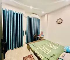 storey house for sale, group 11, quang minh, me linh, hanoi. 50m to quang minh street. area 32m, price 2.95 billion.