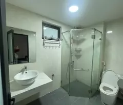 storey house for sale on 8/3 street, very nice location in the center of hai ba trung district, price 7.x billion 💫💫💫