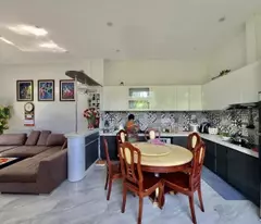 storey house for sale right at nguyen huu roundabout - xo viet nghe tinh. 80m