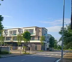 storey house for sale, view of centa city park, bank subsidy, complete legal