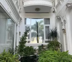 storey villa, 178m2, genuine wood furniture, street frontage opened in 1979 huynh tan phat, near the market