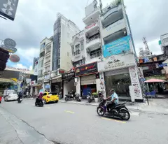 story business house for sale in bui vien, district 1 - rare large house 7.5m*18m * contact giang giang: